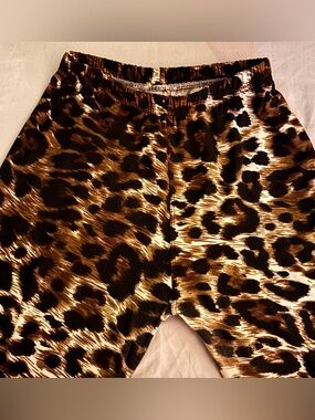 Agnes & Dora Leopard Print Leggings in Brown and Black